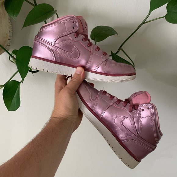 Nike Air Jordan 1 Mid Pink Sneakers - Picture 7 of 10